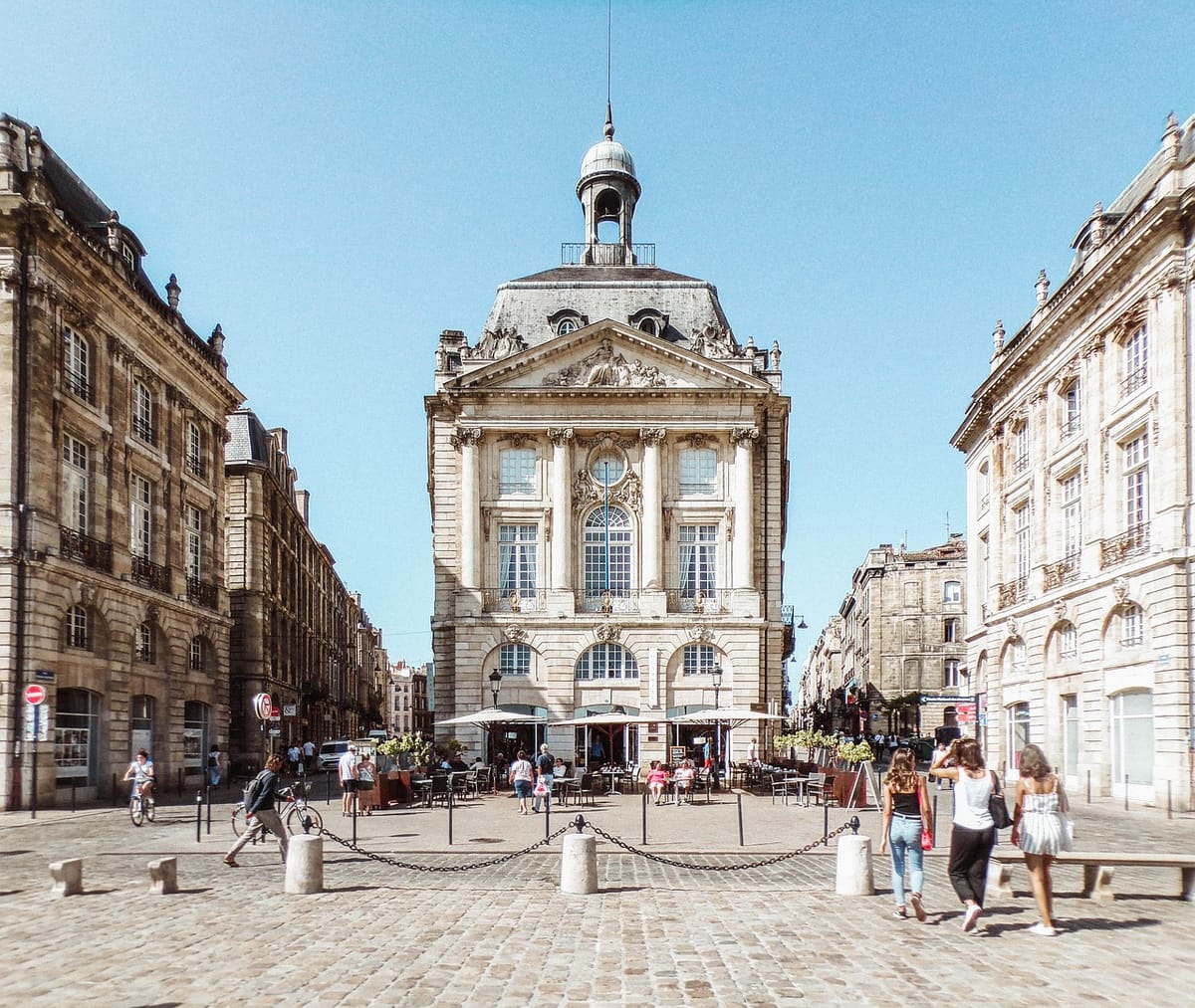 Top Places to Eat in Bordeaux