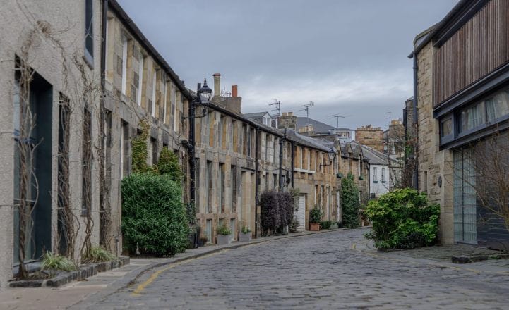 Where to Stay in Edinburgh (Areas We Loved + Hotels We’d Actually Book Again)