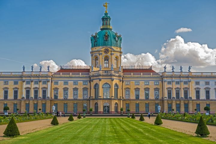 Top Areas to Stay in Berlin: A Travey Club Guide to Choosing the Perfect Neighborhood