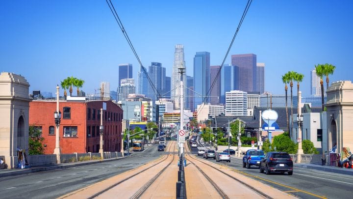 Top Activities to Experience in Los Angeles: Coastlines, Hollywood Icons & Urban Discoveries