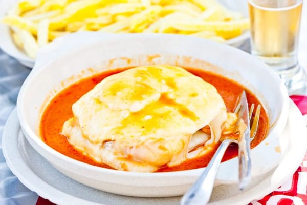 Top Food to Eat in Porto: A Travey Club Guide