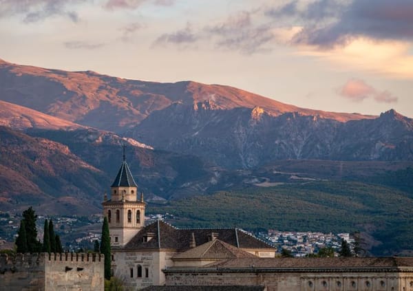 Explore Granada in 3 Days: The Travey Club Travel Guide