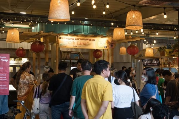 Top Foods to Eat in Jakarta: A Travey Club Guide to Indonesia's Culinary Capital